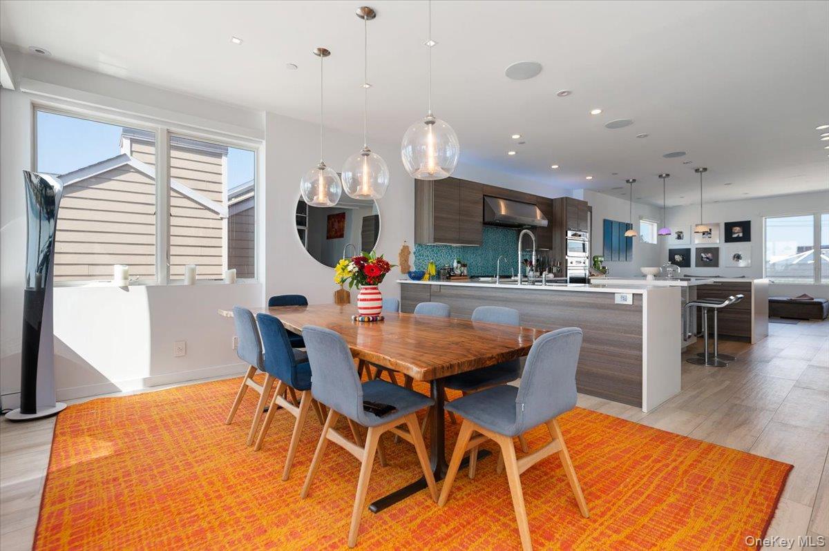 #17 photo, 11 Michigan Street, Long Beach , NY 11561