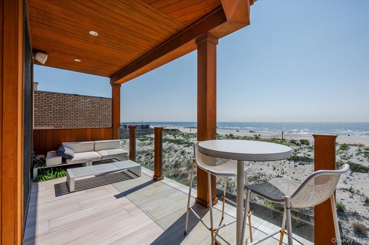 #6 photo, 11 Michigan Street, Long Beach , NY 11561