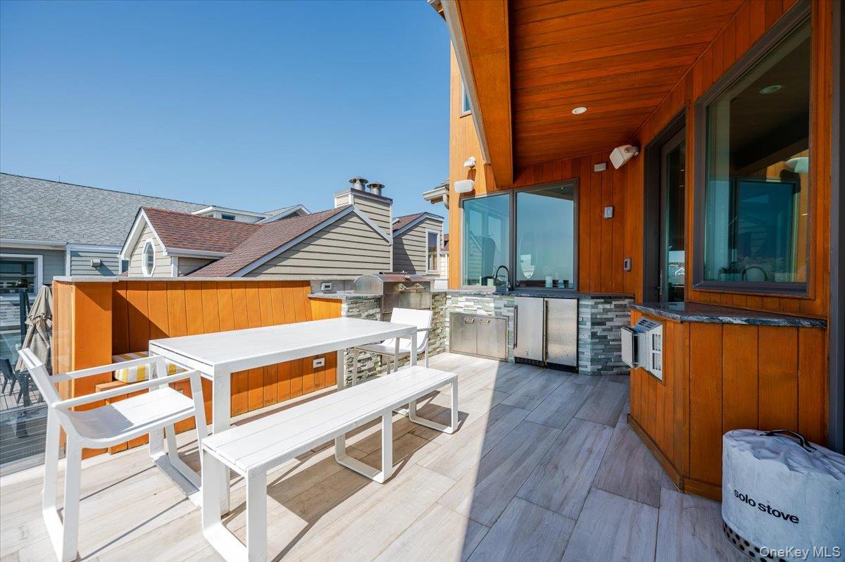 #7 photo, 11 Michigan Street, Long Beach , NY 11561