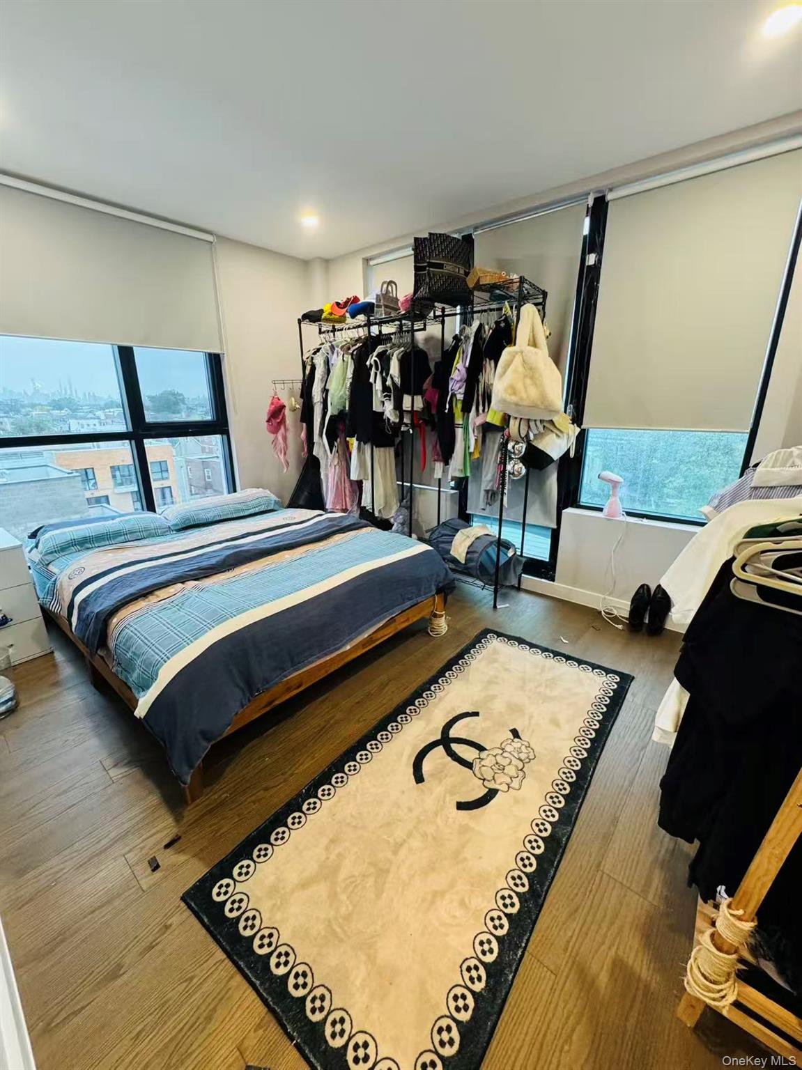 #5 photo, 3258 105th Street, クイーンズ区 East Elmhurst , NY 11369