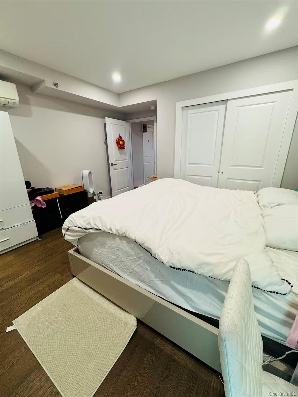 #7 photo, 3258 105th Street, クイーンズ区 East Elmhurst , NY 11369