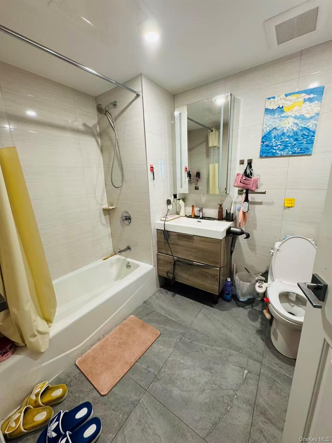 #8 photo, 3258 105th Street, クイーンズ区 East Elmhurst , NY 11369