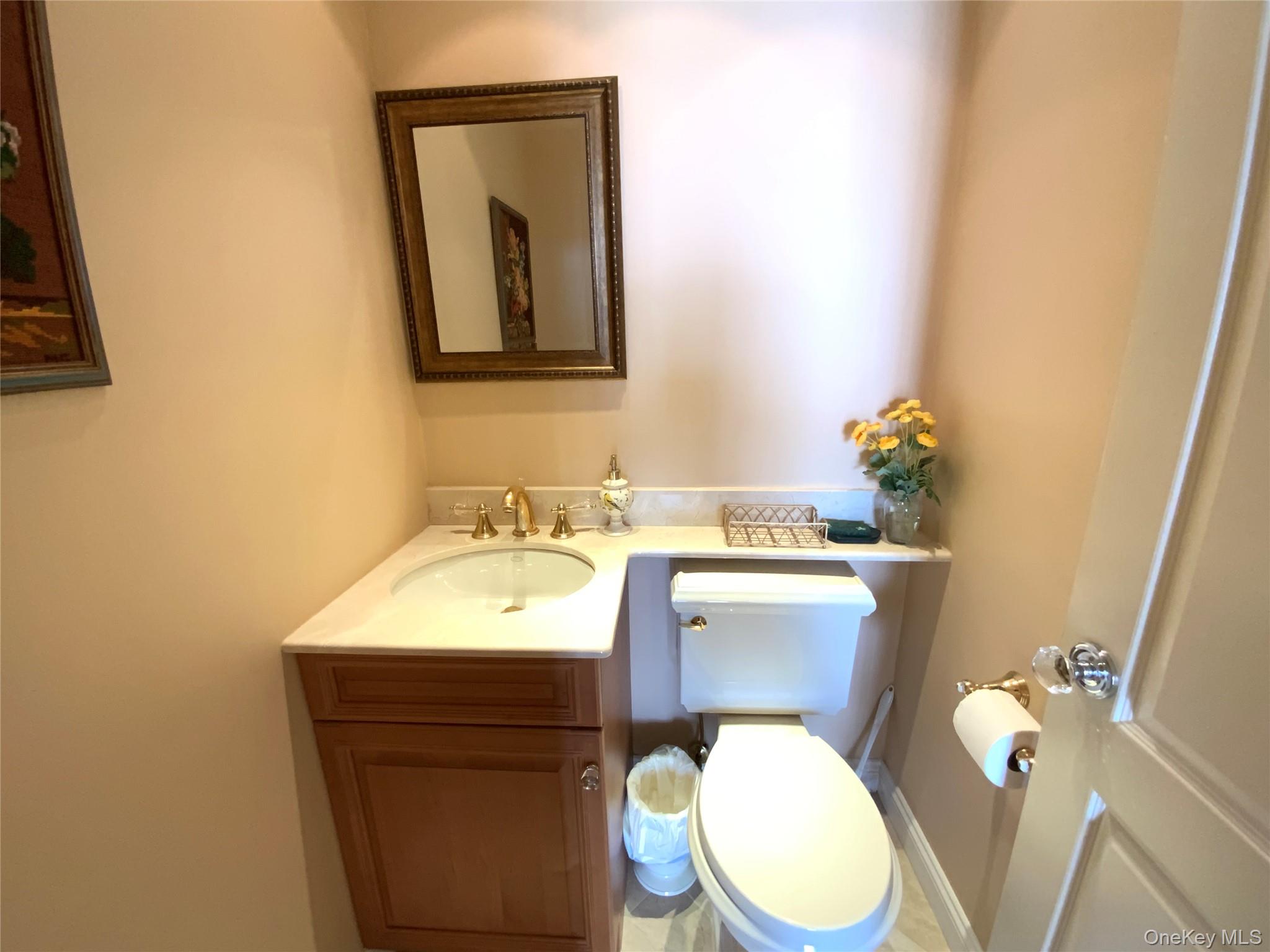 #15 photo, 27010 Grand Central Parkway, クイーンズ区 Floral Park , NY 11005