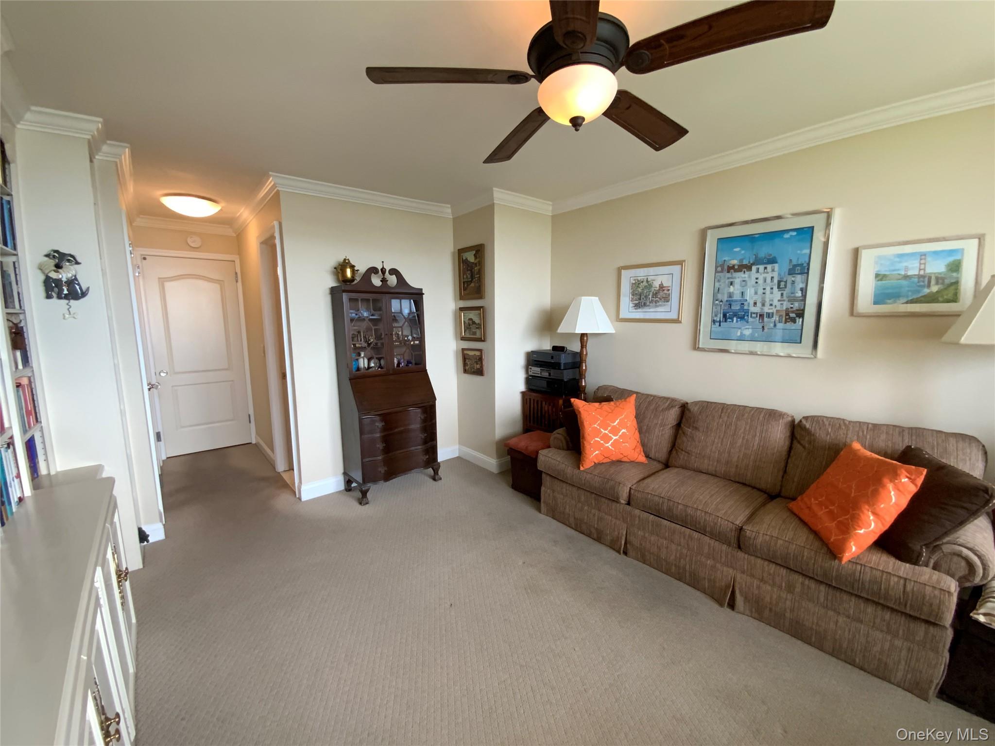 #17 photo, 27010 Grand Central Parkway, クイーンズ区 Floral Park , NY 11005