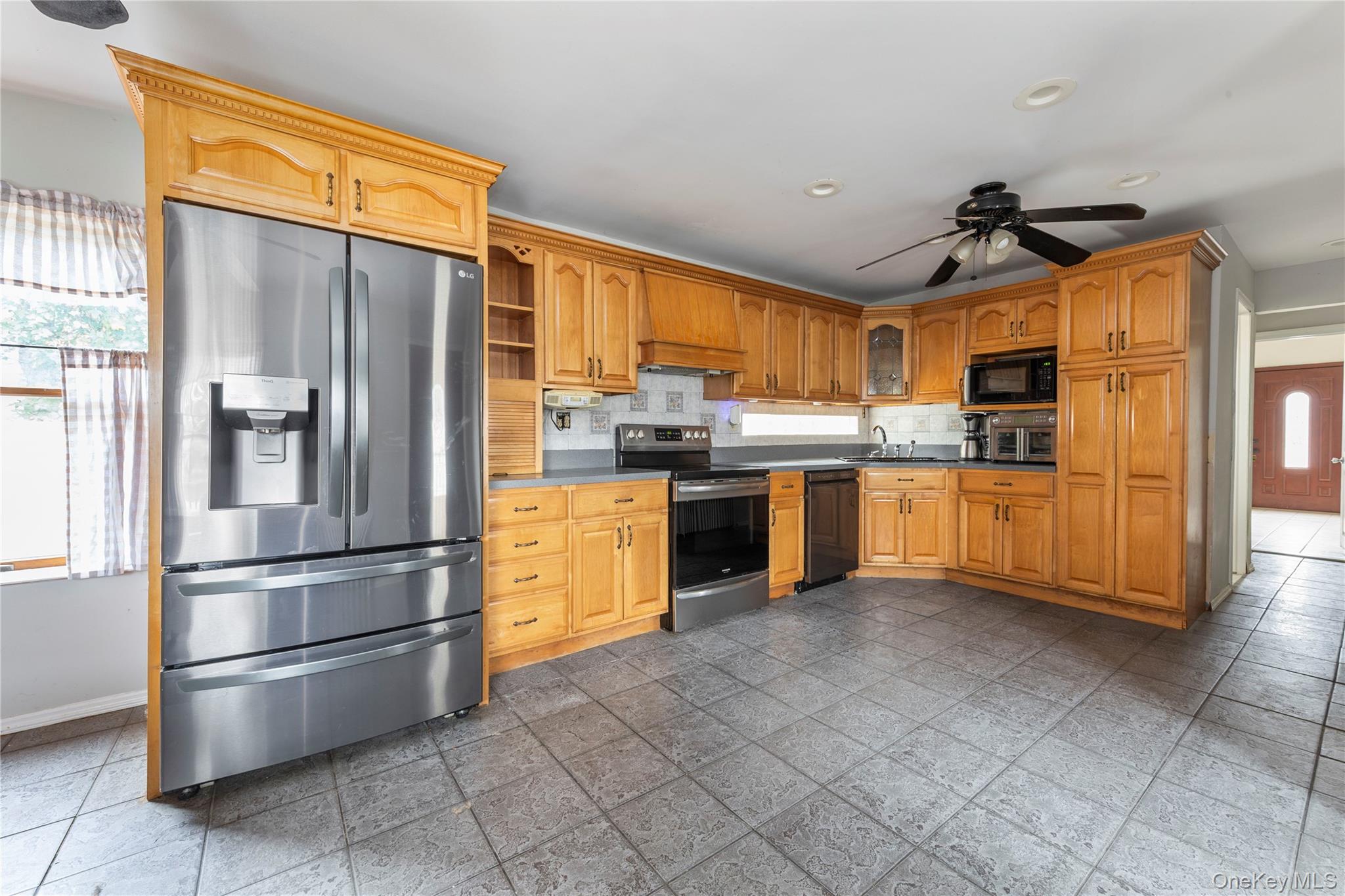 #10 photo, 15401 35th Avenue, Flushing , NY 11354