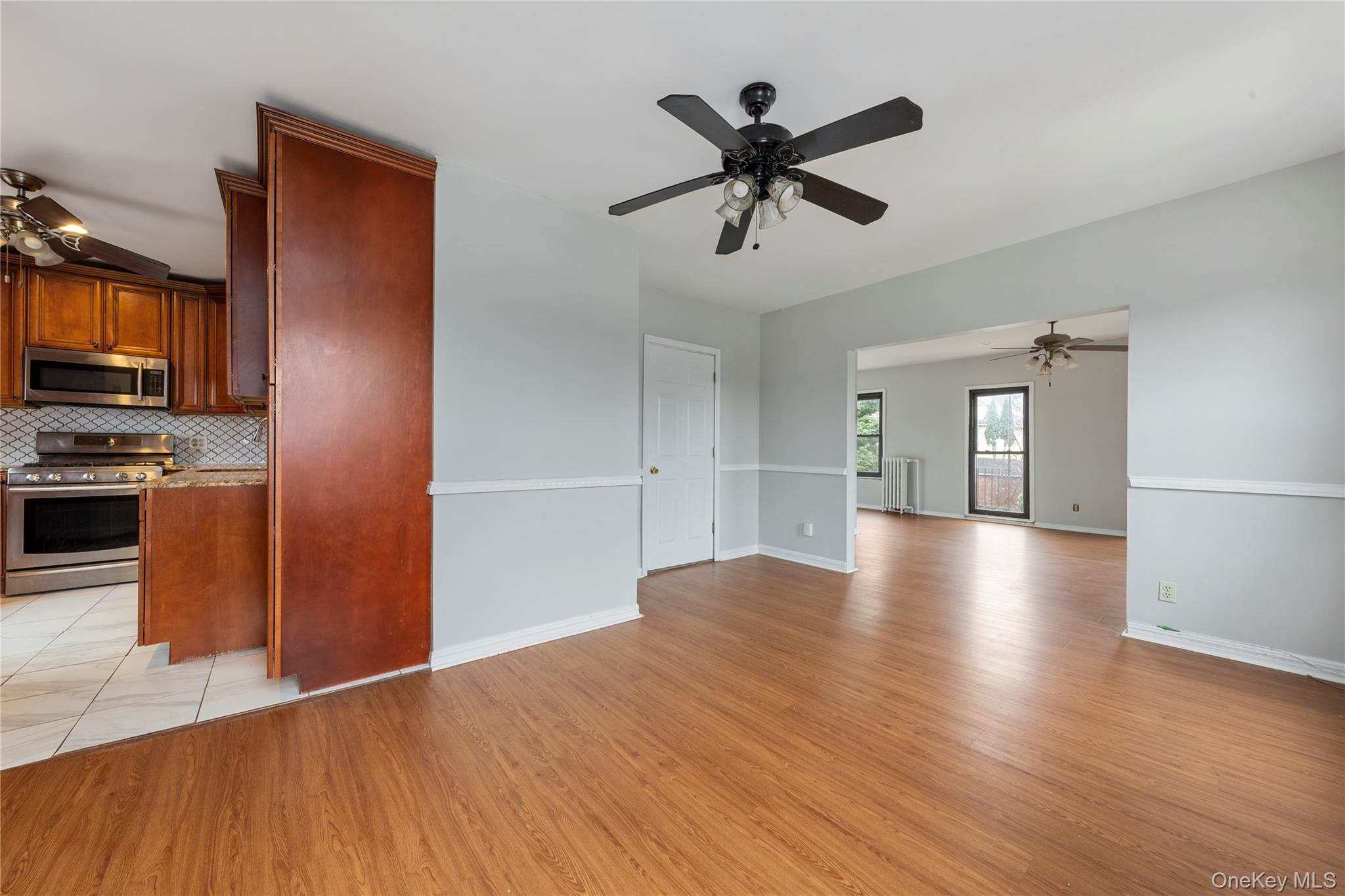 #18 photo, 15401 35th Avenue, Flushing , NY 11354