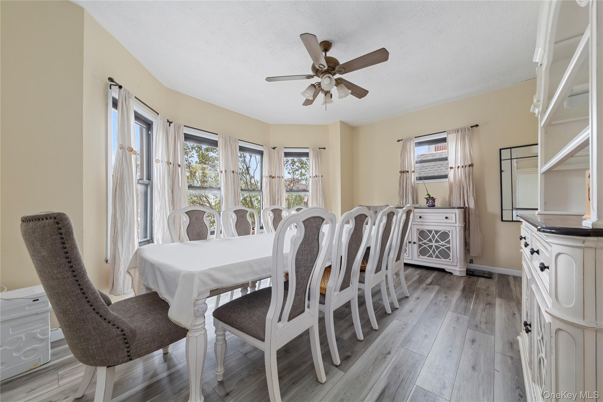 #8 photo, 15401 35th Avenue, Flushing , NY 11354