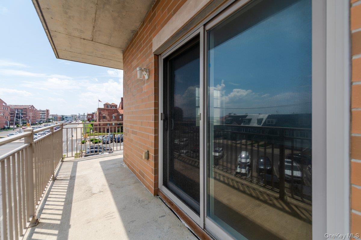 #20 photo, 661 W Broadway, ナッソー郡 Long Beach , NY 11561