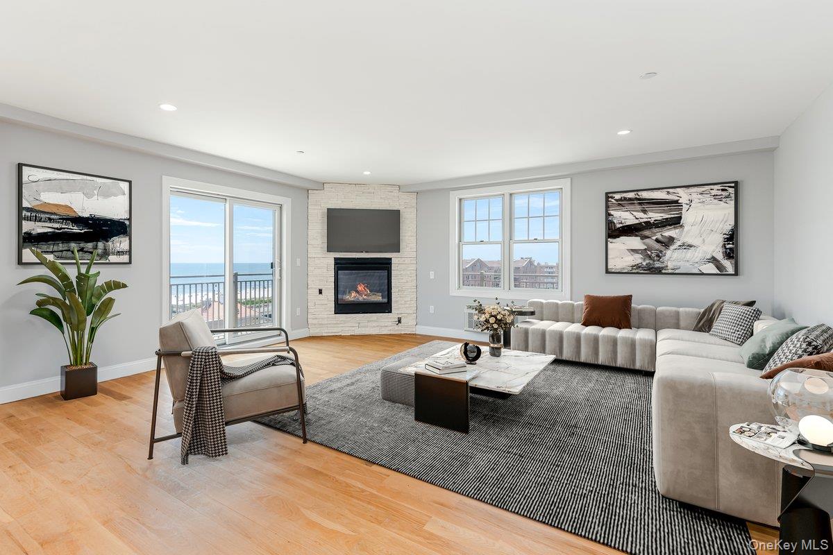 #6 photo, 661 W Broadway, ナッソー郡 Long Beach , NY 11561