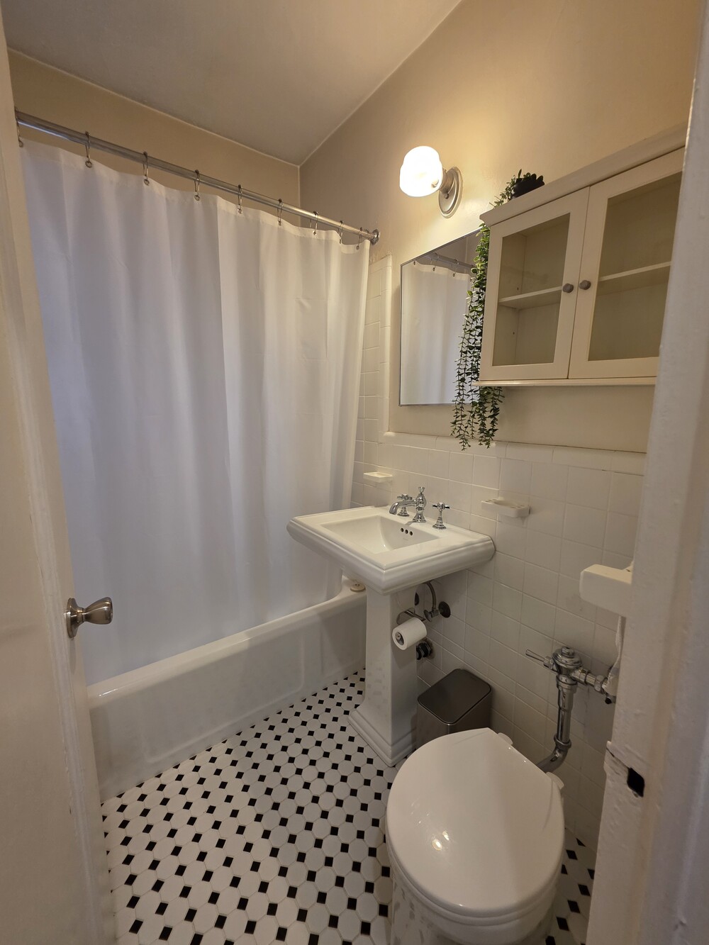 #8 photo, New York City, マンハッタン Lincoln Square , NY 10023