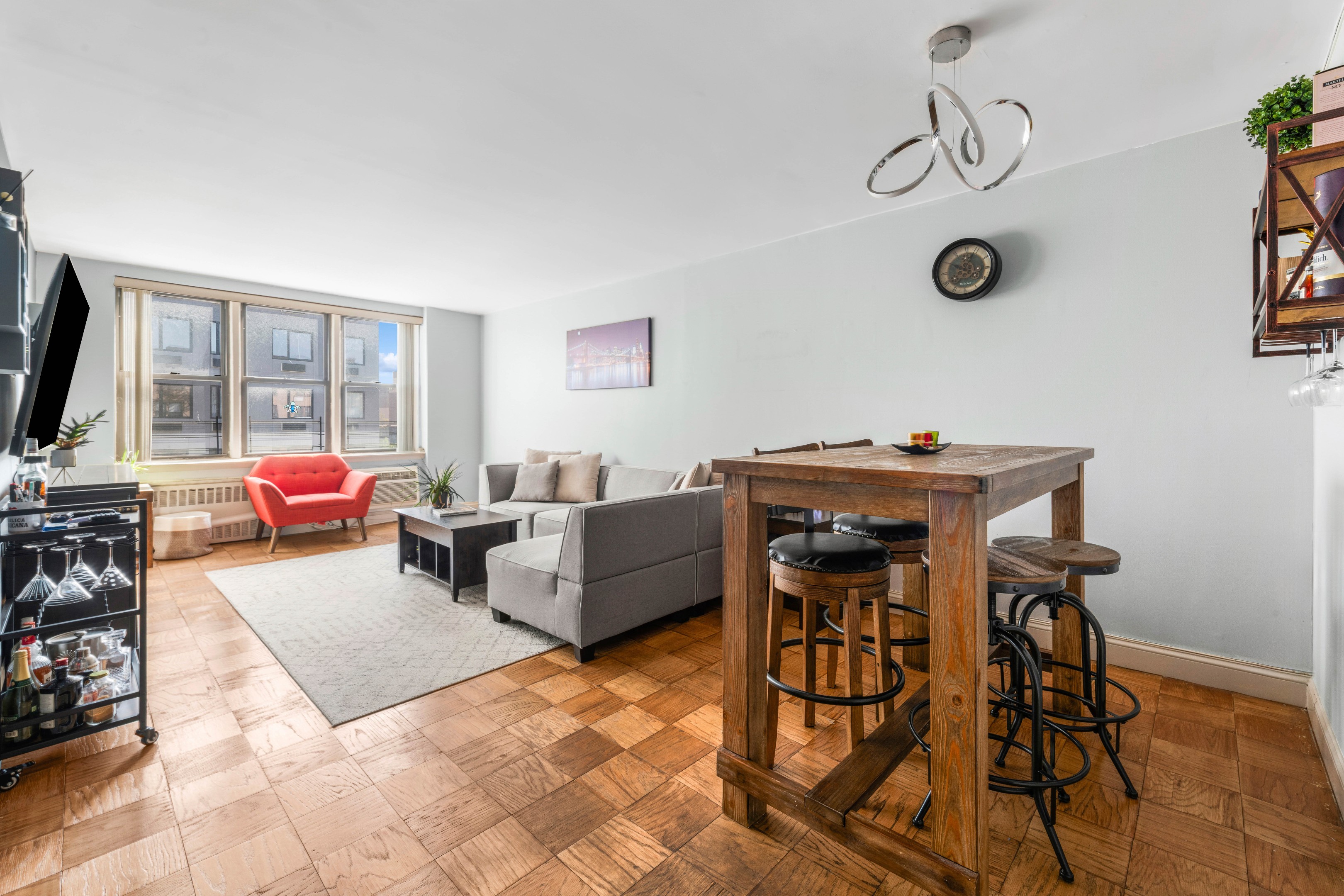 #1 photo, 1874 Pelham Parkway S, ブロンクス区 Pelham Bay , NY 10461