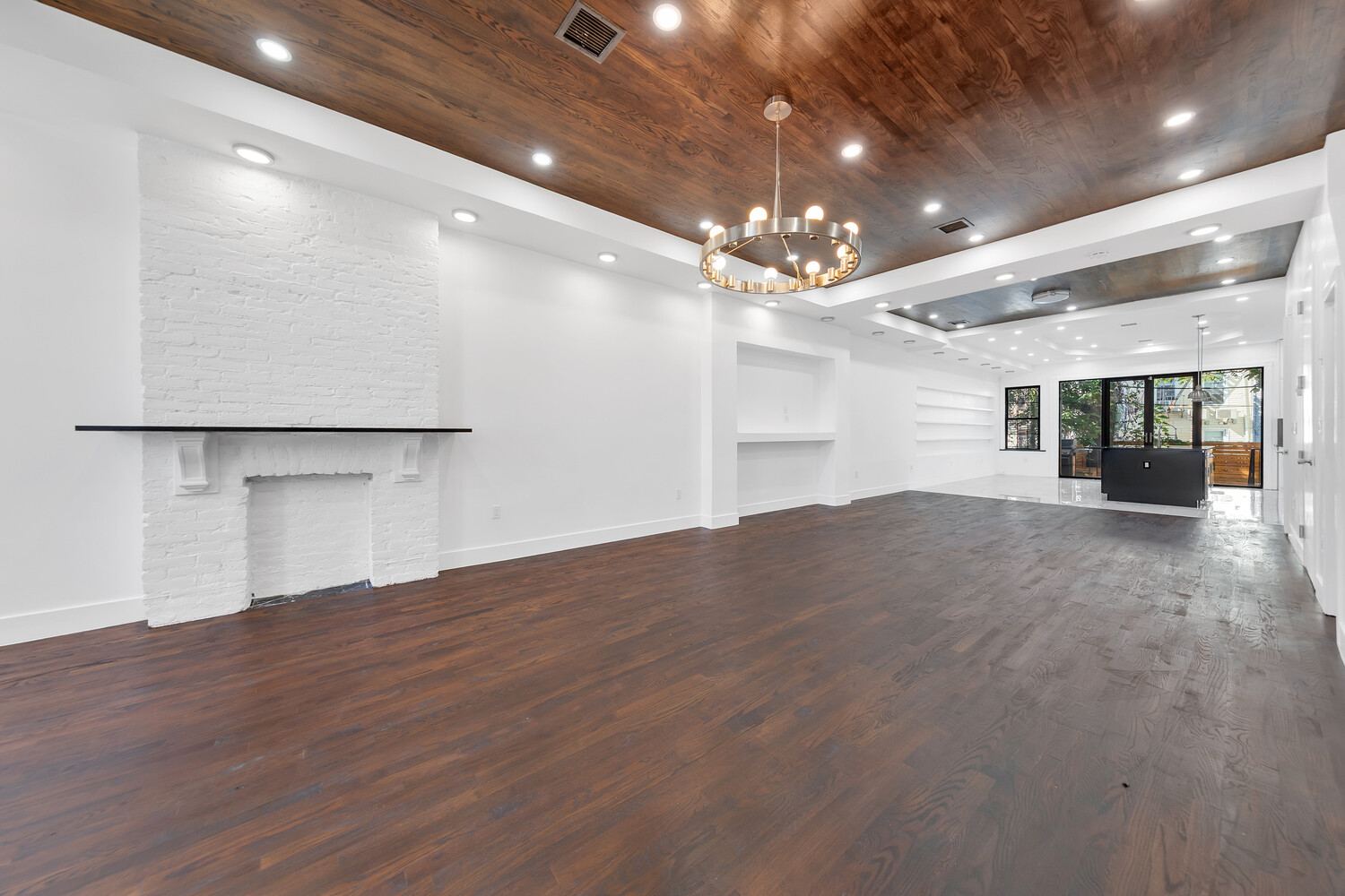 #5 photo, 1085 HANCOCK Street, Bushwick , NY 11221