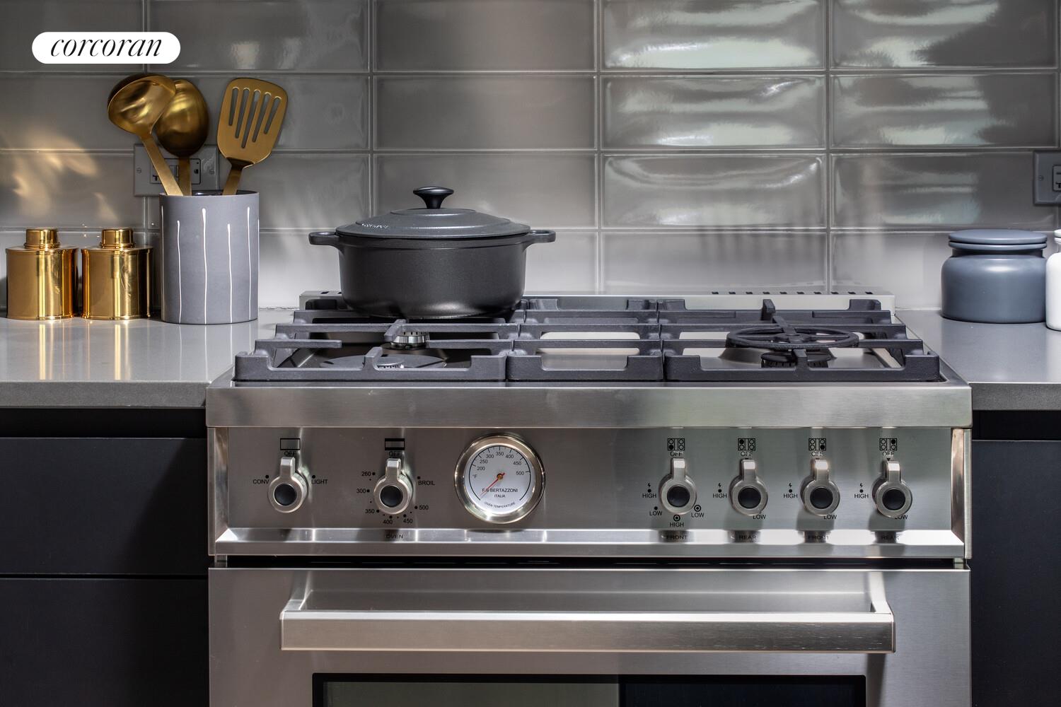 #8 photo, Brooklyn, ブルックリン区 Williamsburg,South , NY 11249