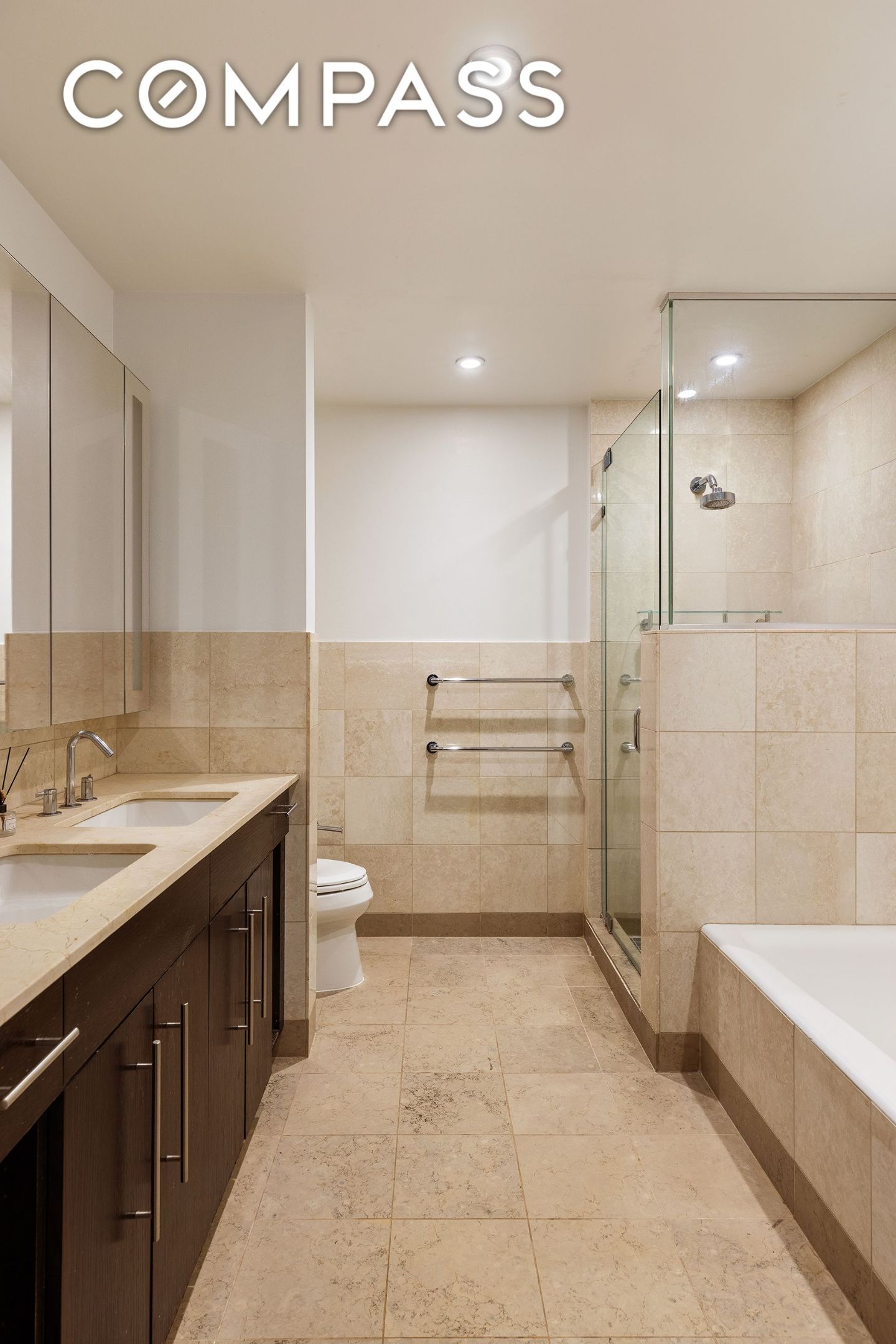 #10 photo, 1 Northside Piers, ブルックリン区 Williamsburg , NY 11249