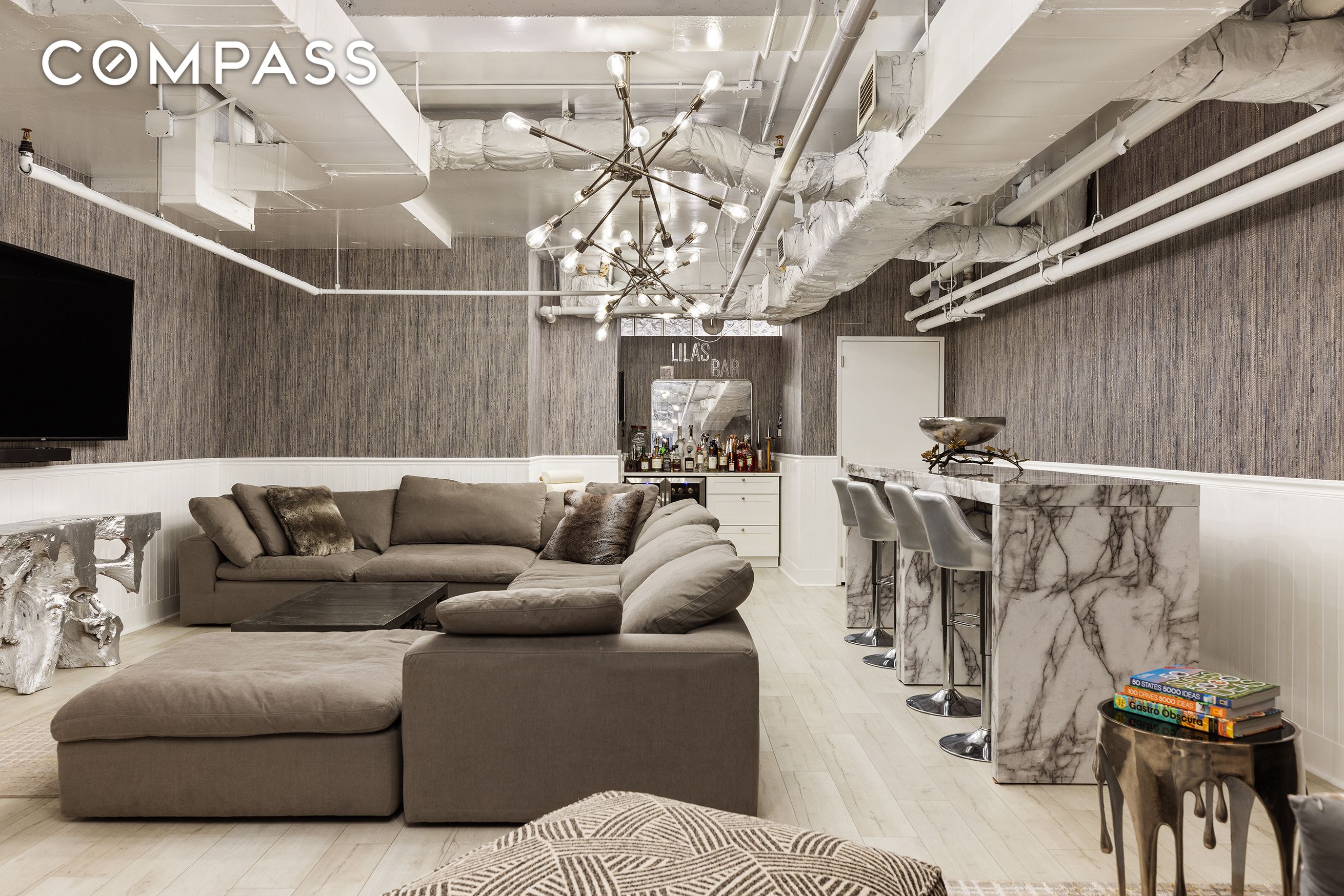 #7 photo, 1 Northside Piers, ブルックリン区 Williamsburg , NY 11249