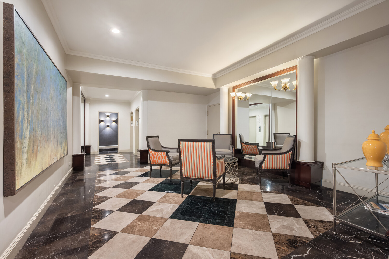 #11 photo, 305 E 72ND Street, マンハッタン Lenox Hill , NY 10021