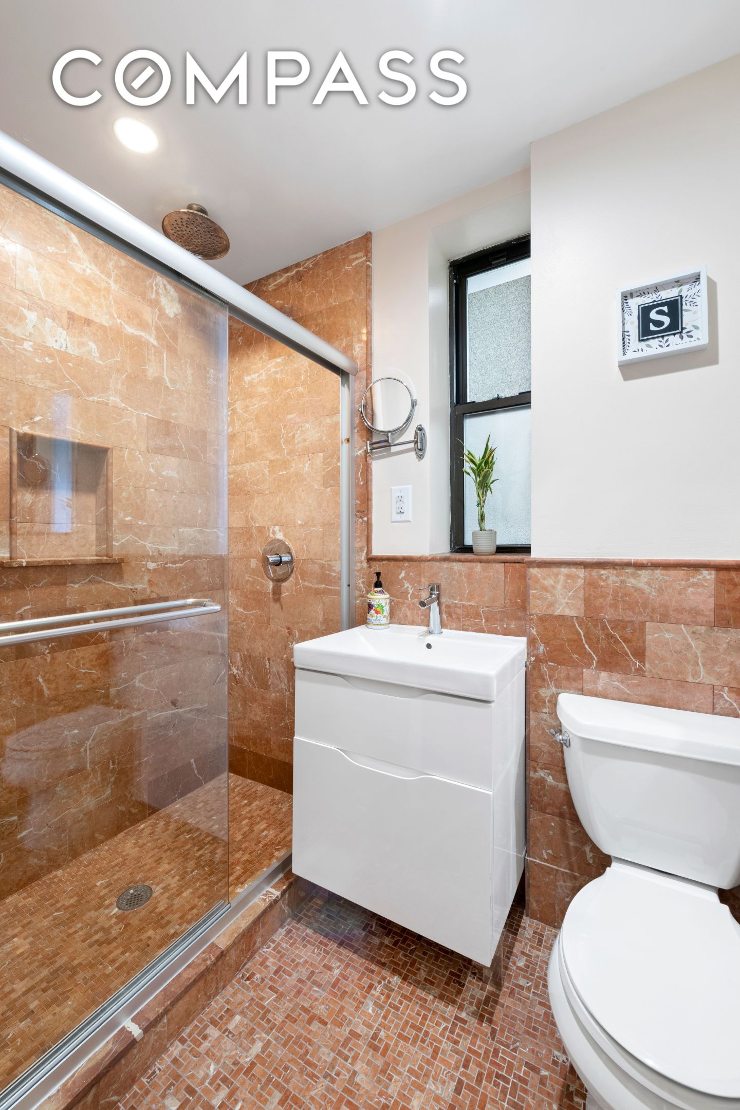 #8 photo, 87 Barrow Street, マンハッタン West Village , NY 10014