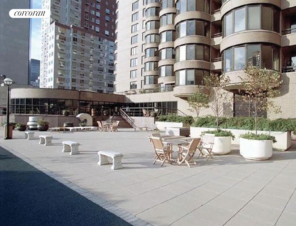 #19 photo, 330 E 38TH Street, マンハッタン Murray Hill , NY 10016