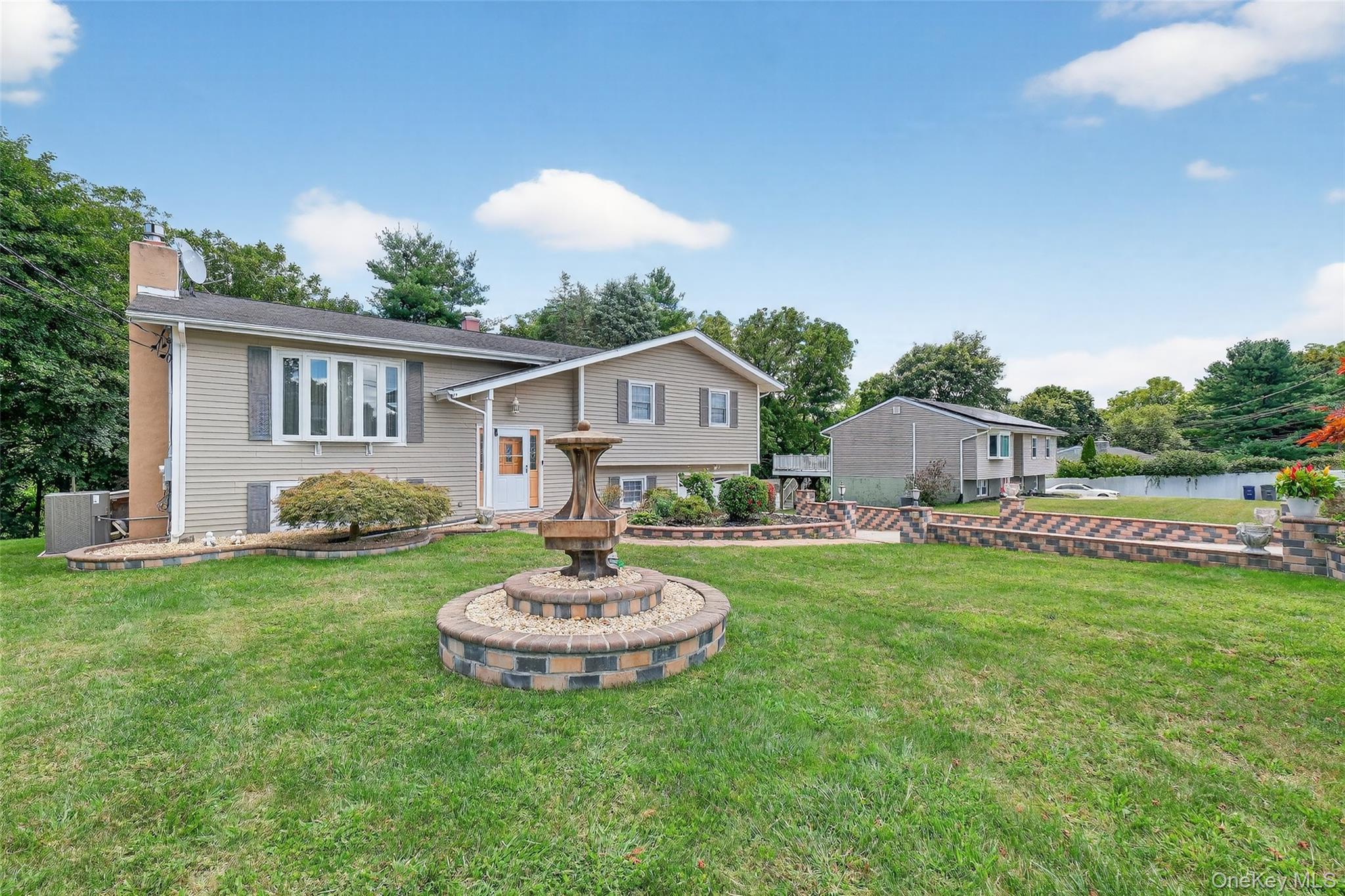 #2 photo, 6 North Drive, Poughkeepsie , NY 12603