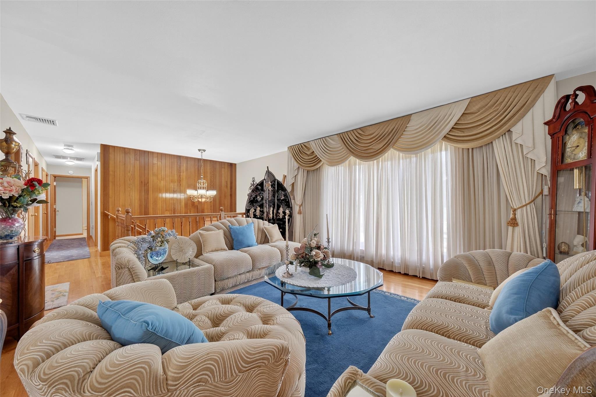 #8 photo, 6 North Drive, Poughkeepsie , NY 12603