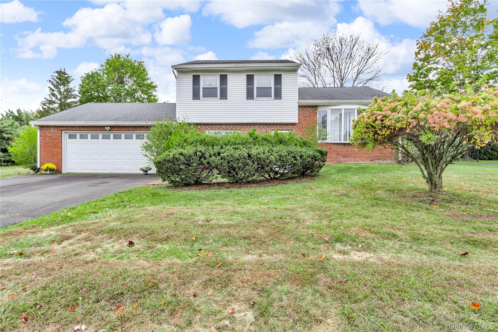 #1 photo, 60 Hoffman Lane, Blauvelt , NY 10913