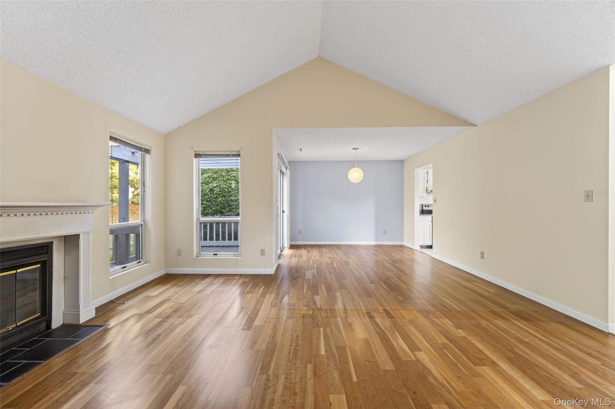 #11 photo, 23 Pond Drive, Rhinebeck , NY 12572