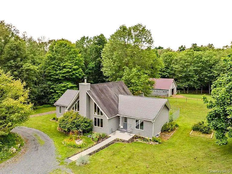 #1 photo, 525 County Route 12, New Hampton , NY 10958