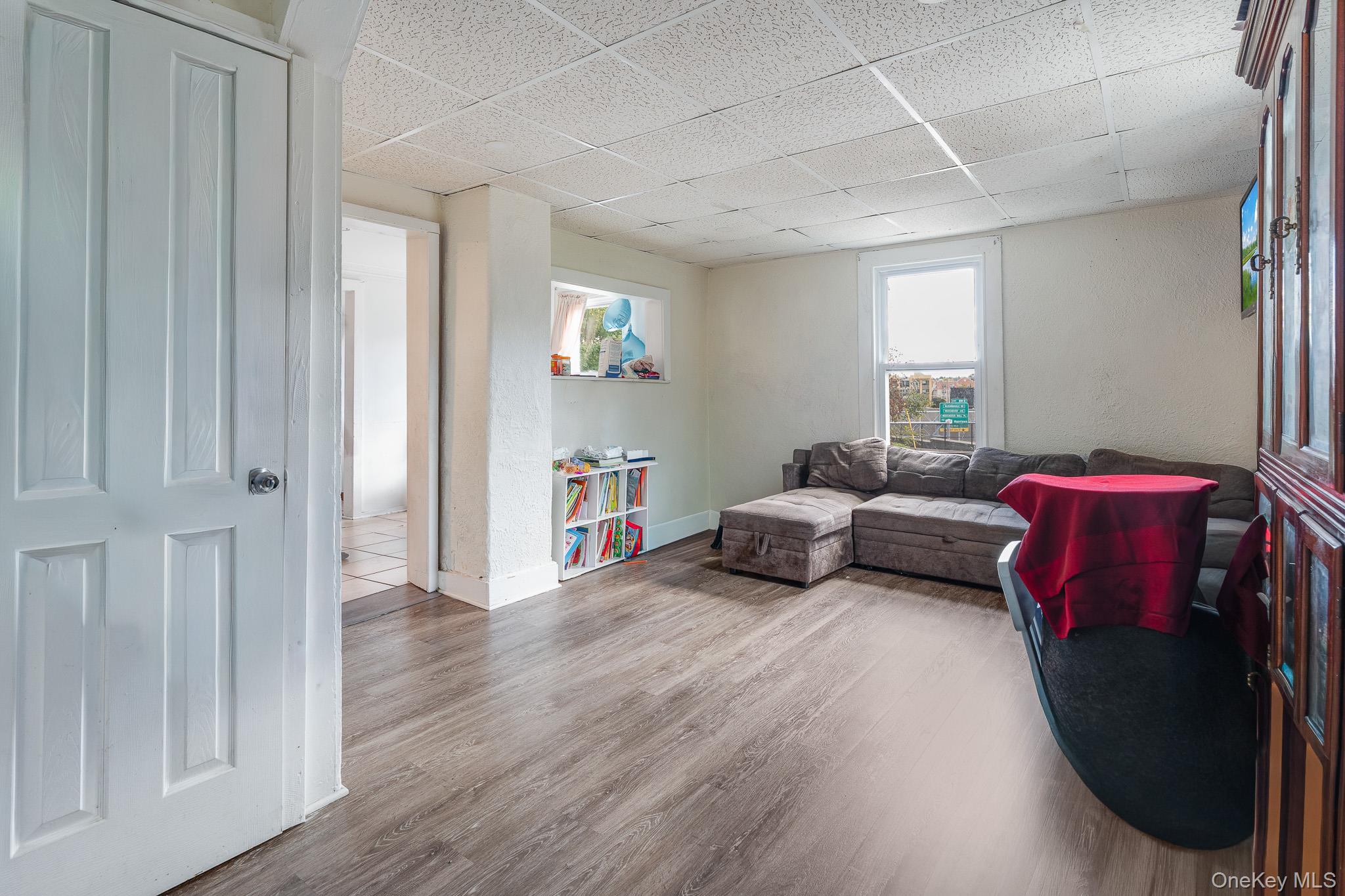 #4 photo, 60 N Kensico Avenue, White Plains , NY 10604