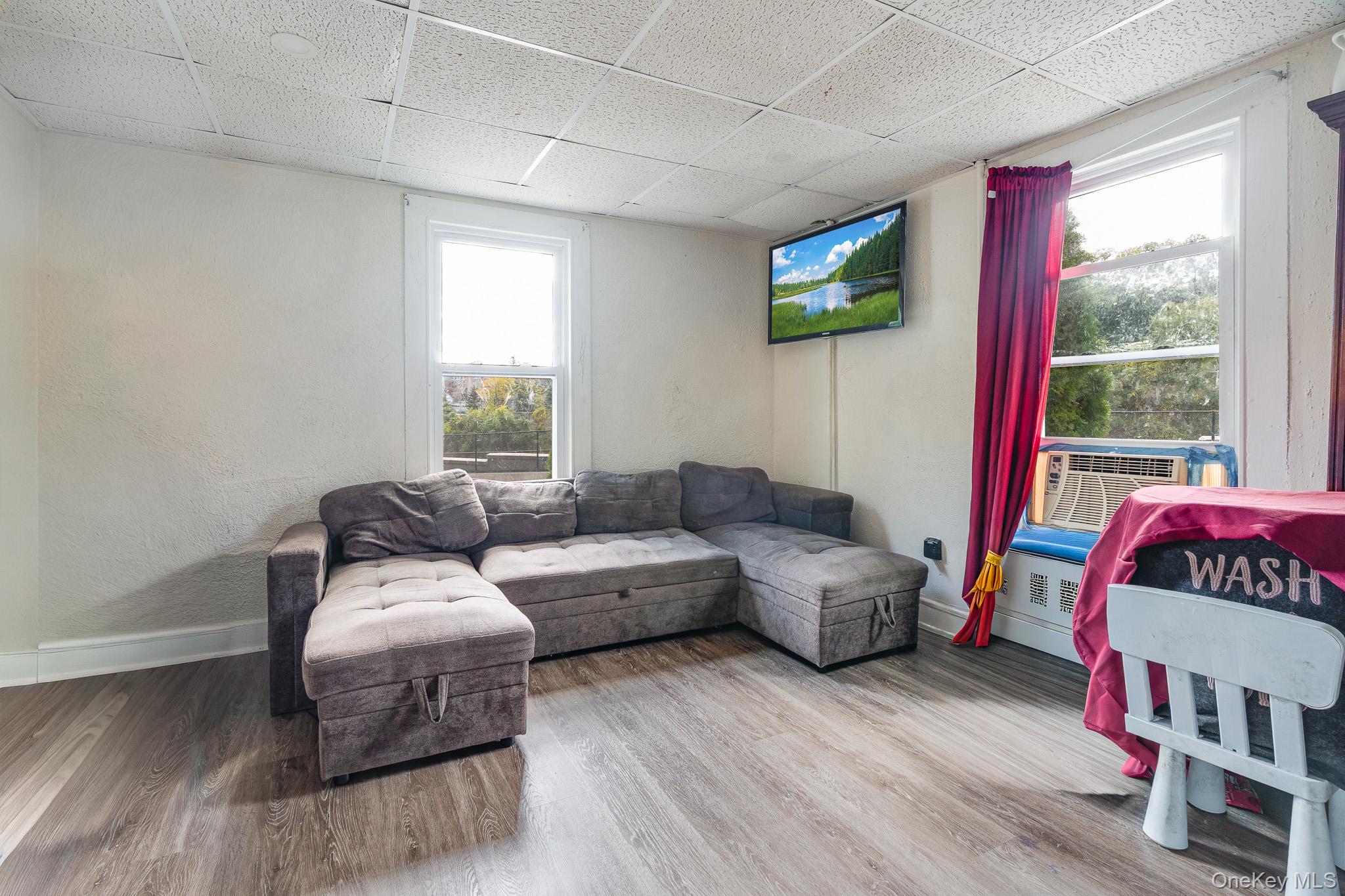 #5 photo, 60 N Kensico Avenue, White Plains , NY 10604