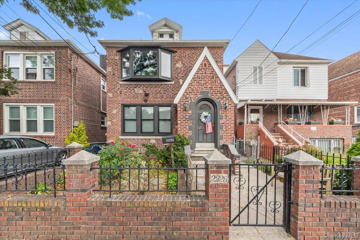 #1 photo, 2328 Esplanade, ブロンクス区 Bronx , NY 10469