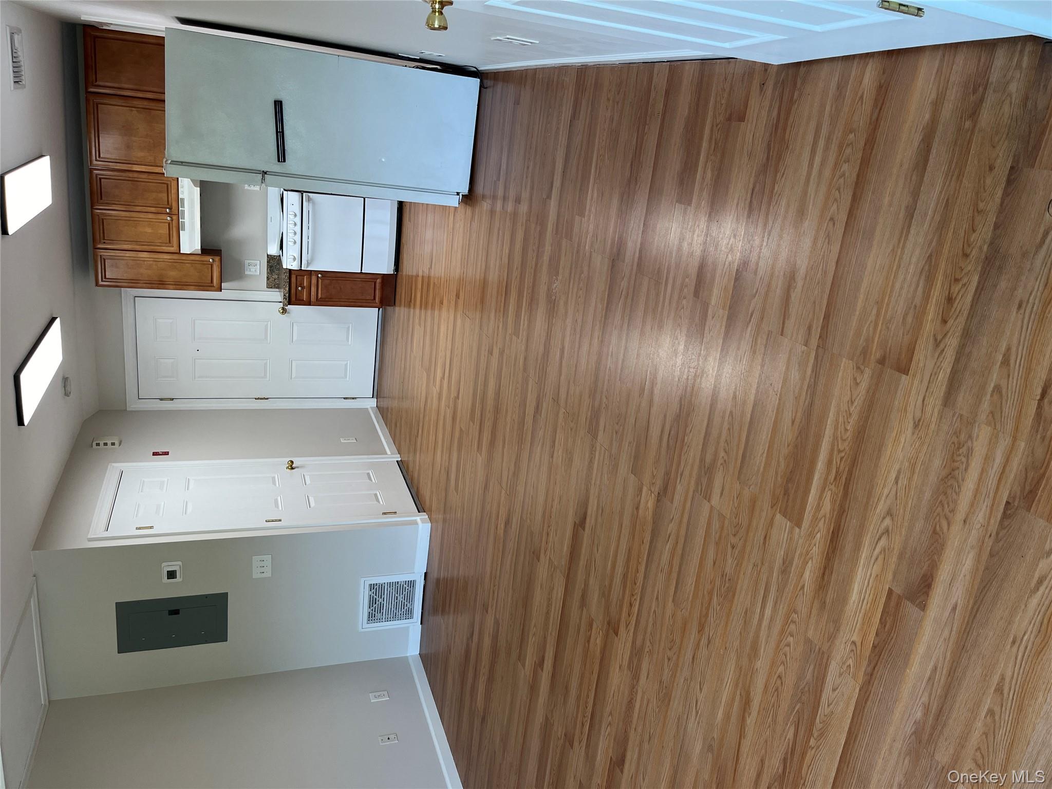 #2 photo, 2064 Main, Cortlandt Manor , NY 10567