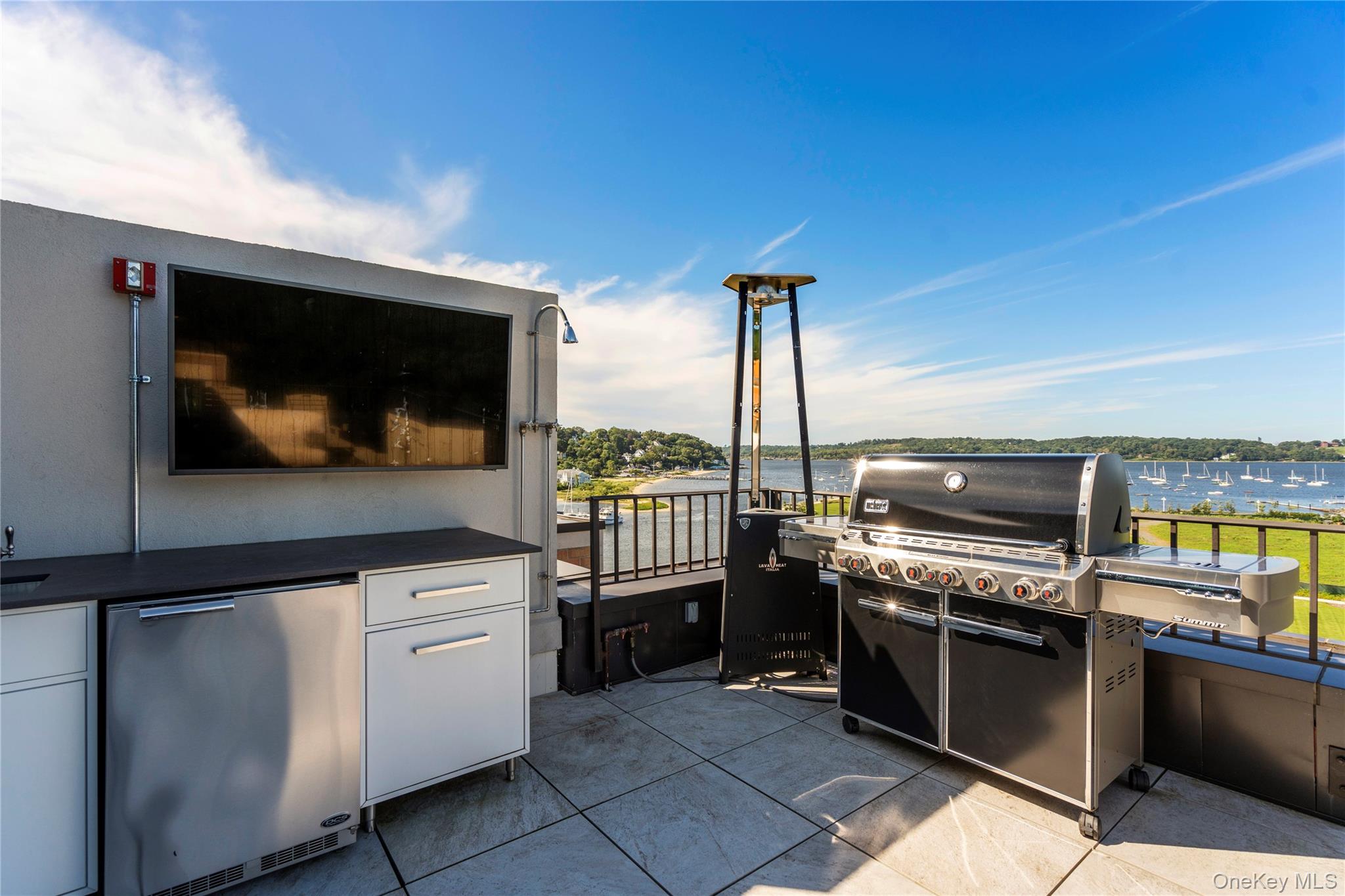 #18 photo, 100 Garvies Point Road, ナッソー郡 Glen Cove , NY 11542