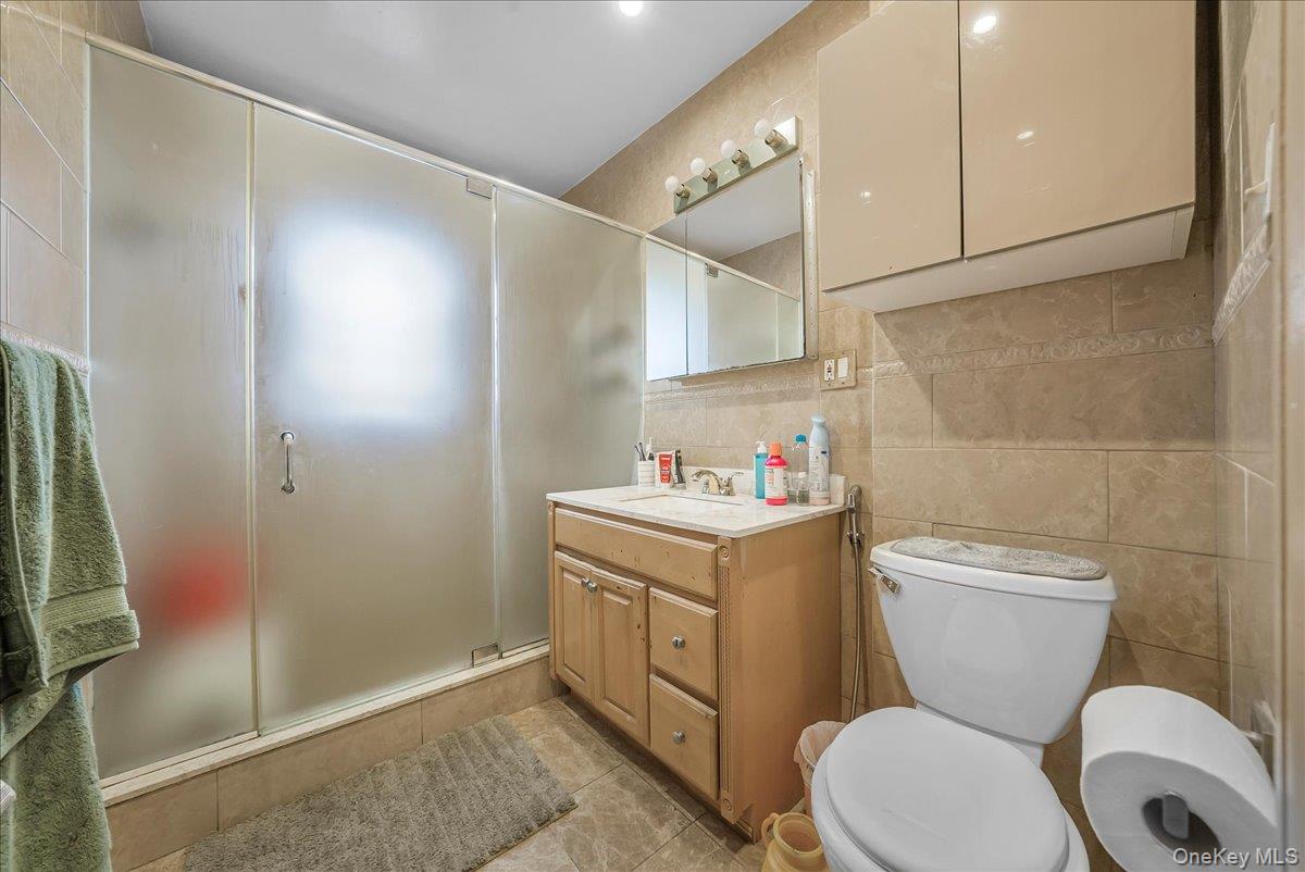 #16 photo, 84-05 102nd Street, Richmond Hill , NY 11418