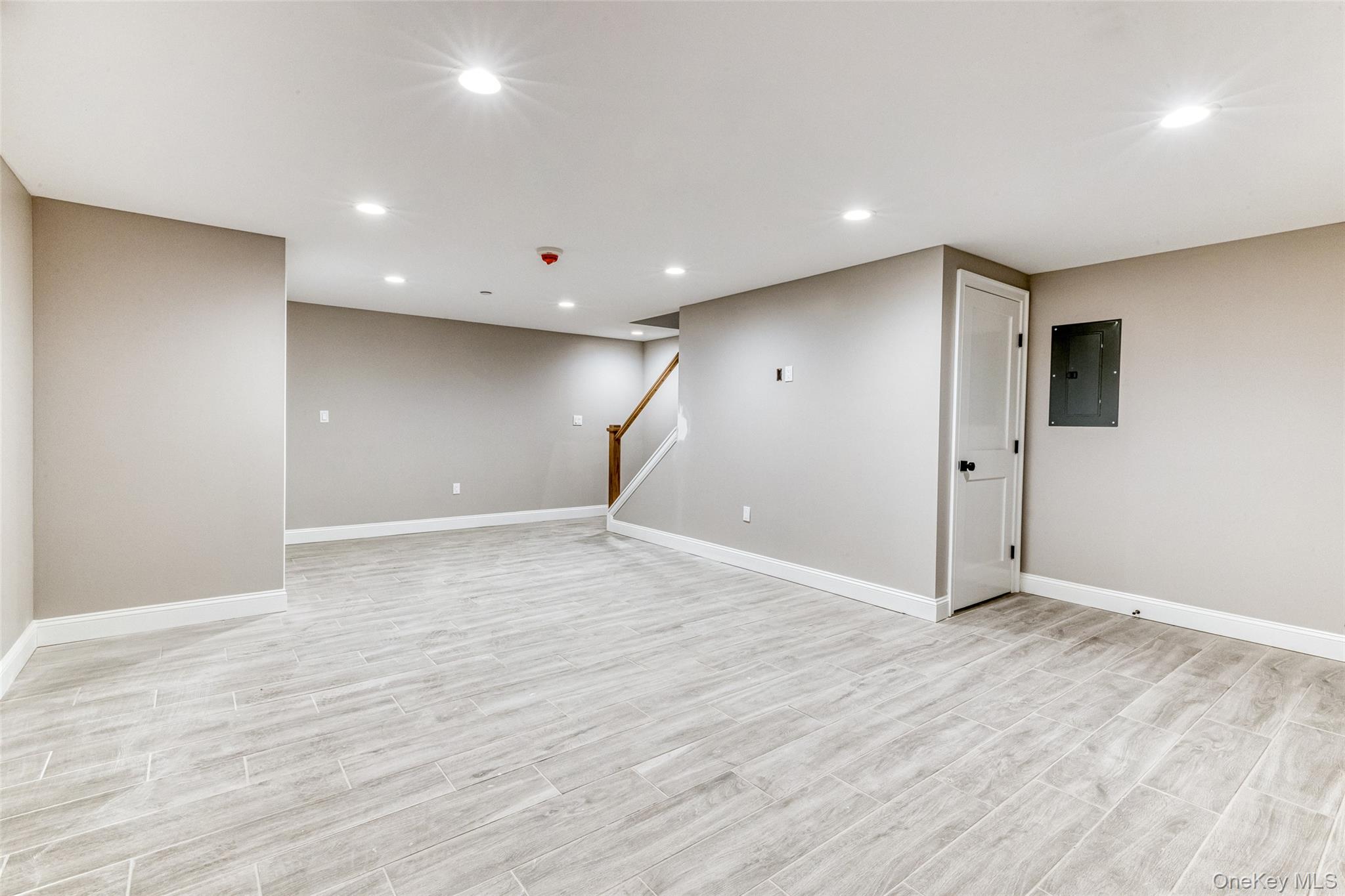 #6 photo, 78 Roslyn Road, ナッソー郡 Mineola , NY 11501