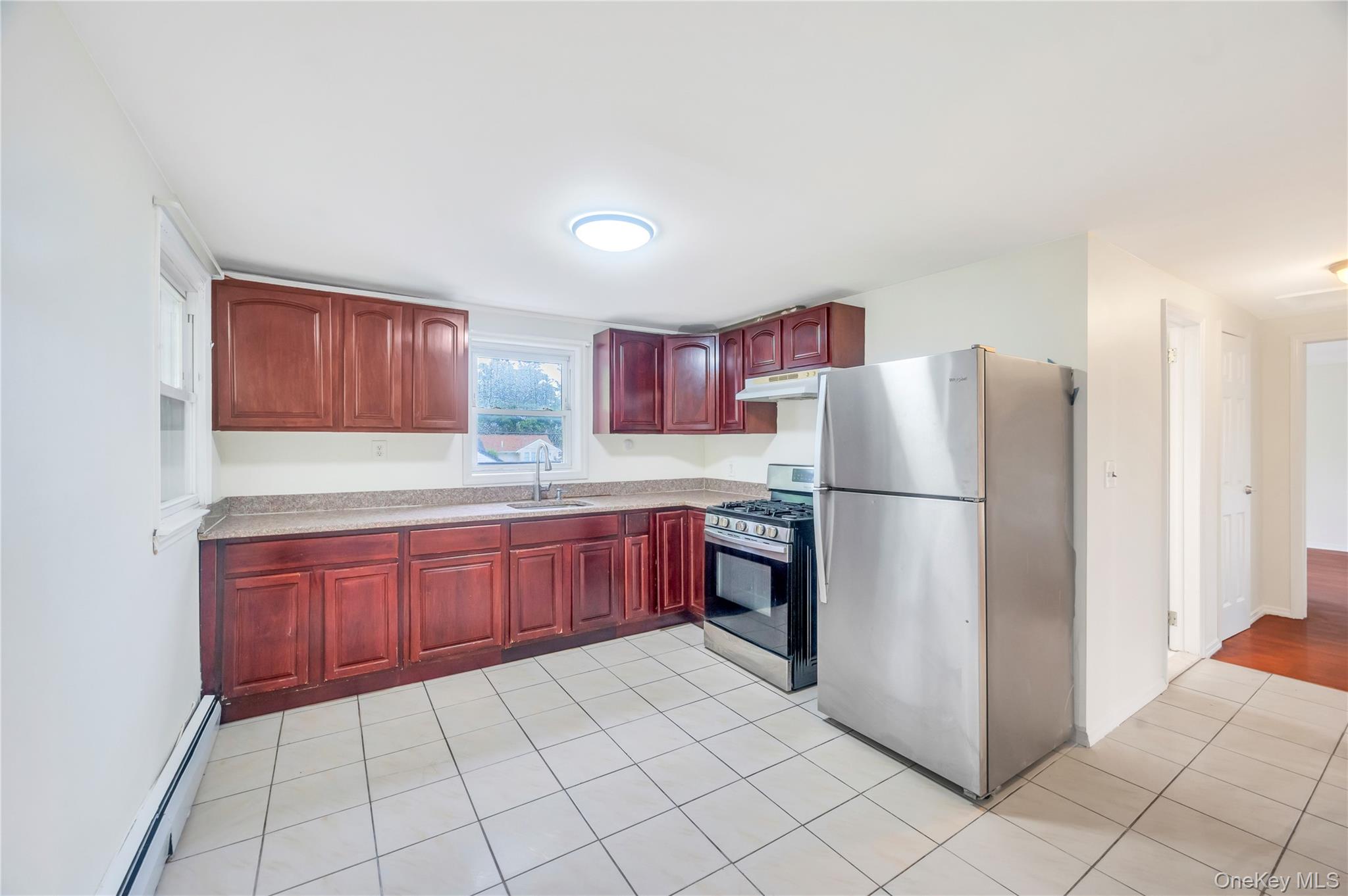 #11 photo, 24 Michigan Drive, ナッソー郡 Hicksville , NY 11801