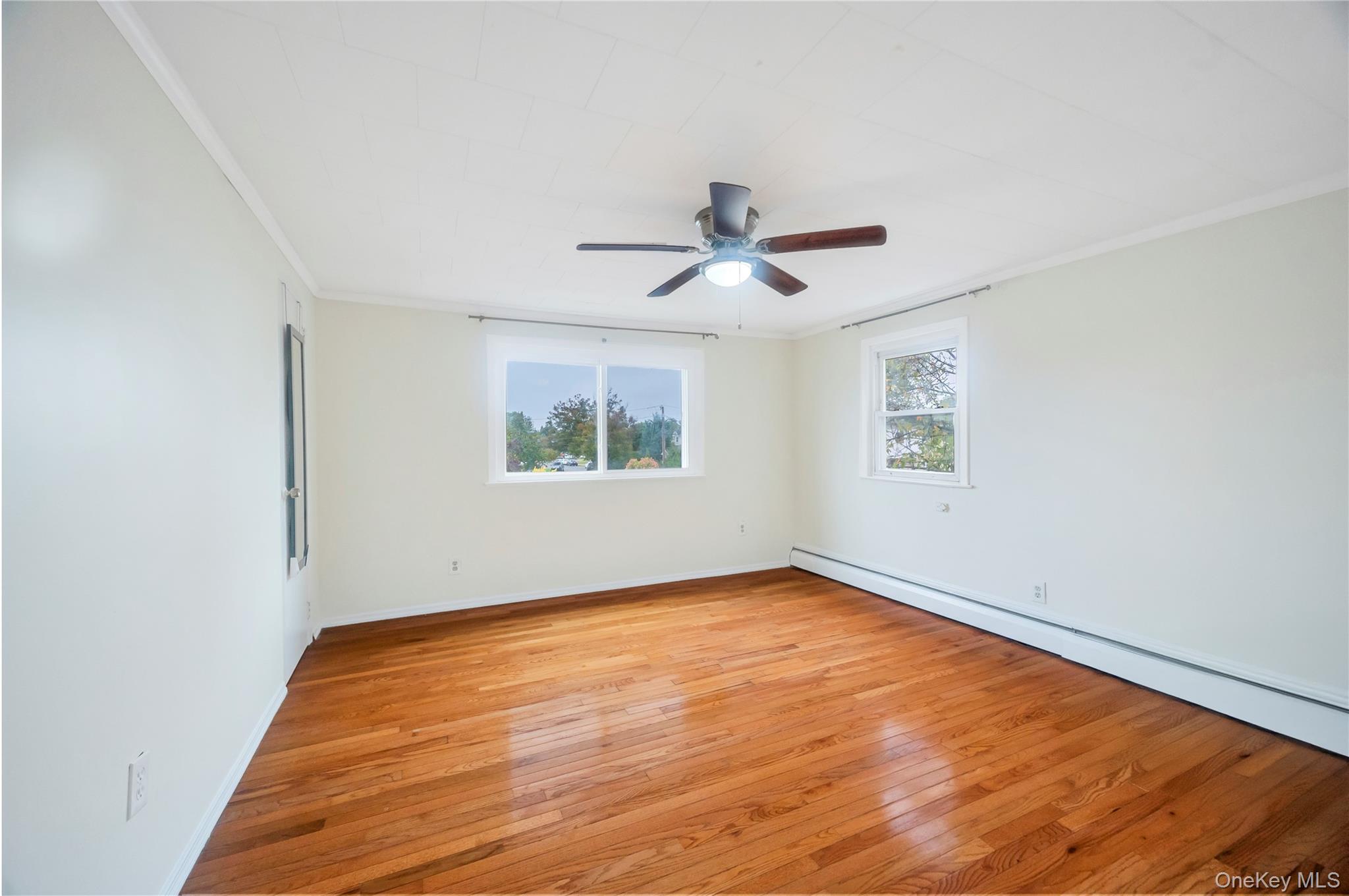 #12 photo, 24 Michigan Drive, ナッソー郡 Hicksville , NY 11801