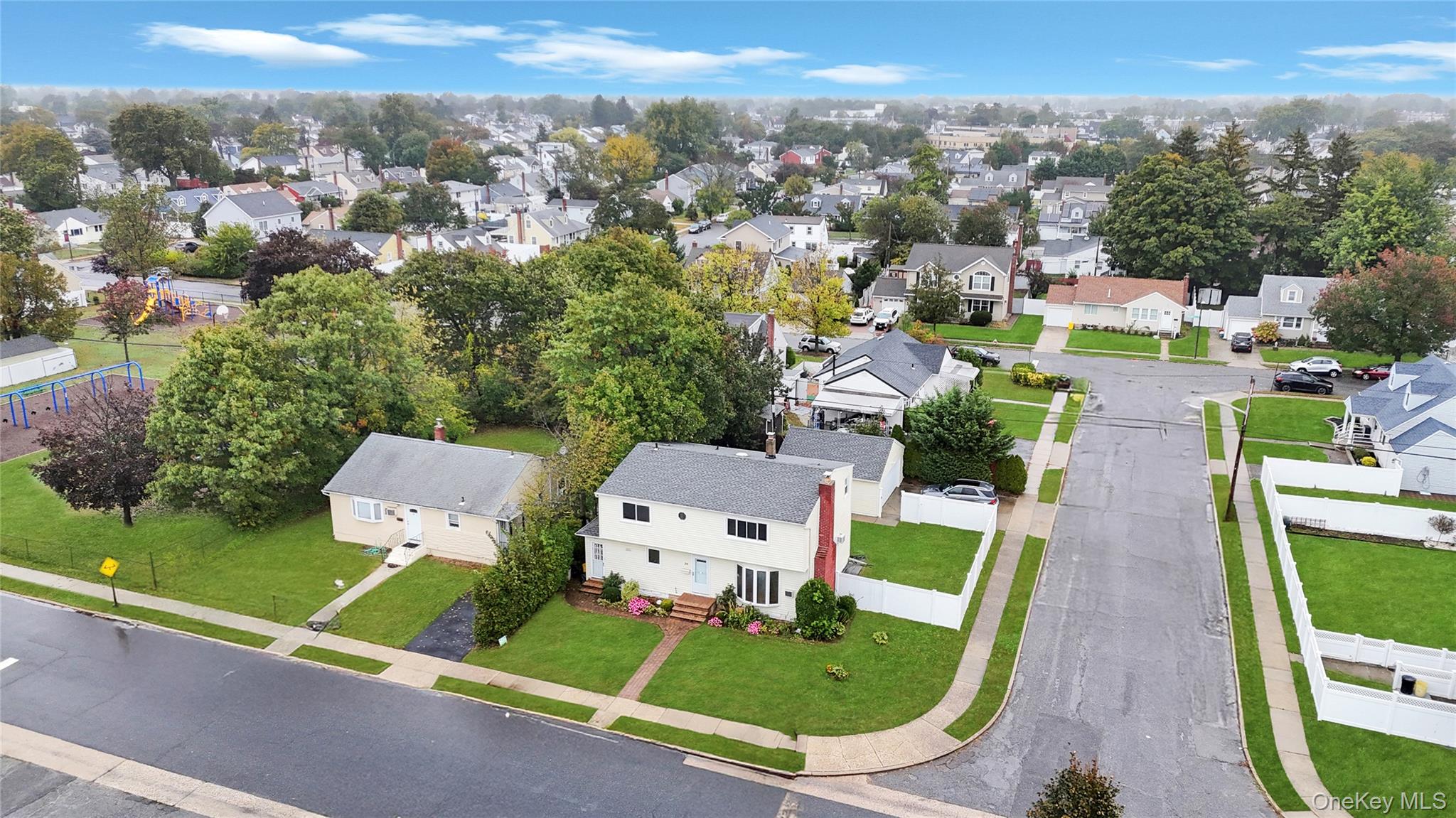 #18 photo, 24 Michigan Drive, ナッソー郡 Hicksville , NY 11801