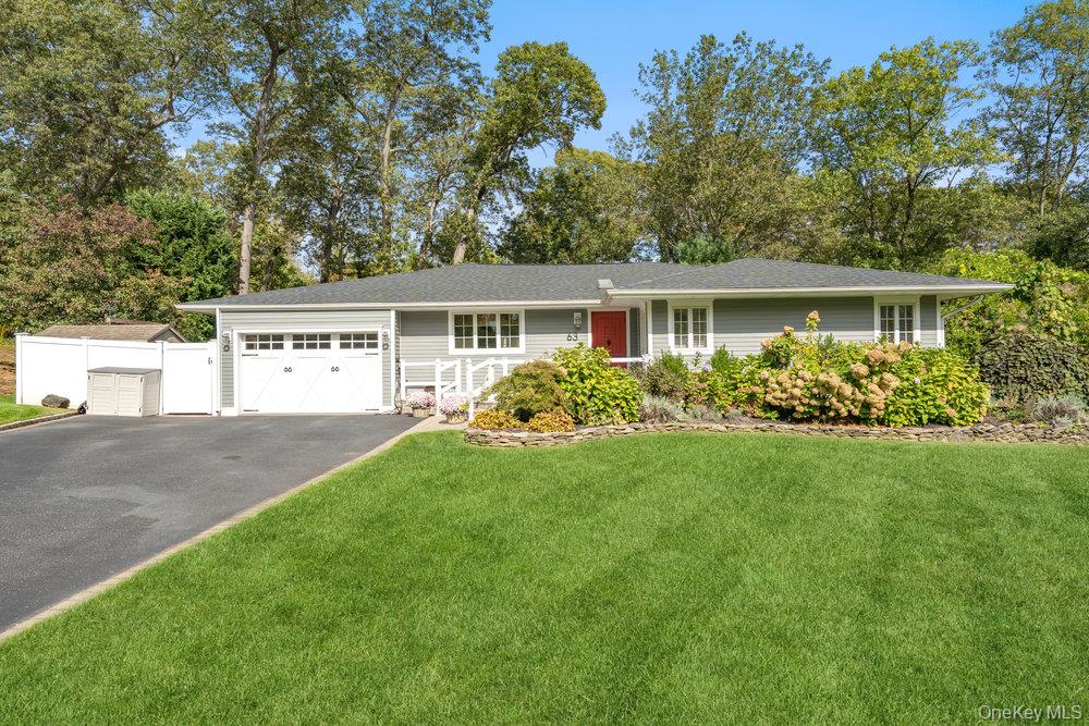 #2 photo, 63 Ridge Drive, ナッソー郡 Plainview , NY 11803