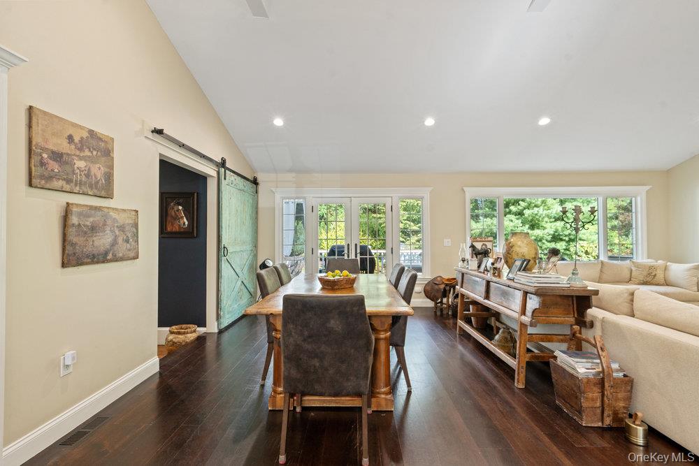 #4 photo, 63 Ridge Drive, ナッソー郡 Plainview , NY 11803