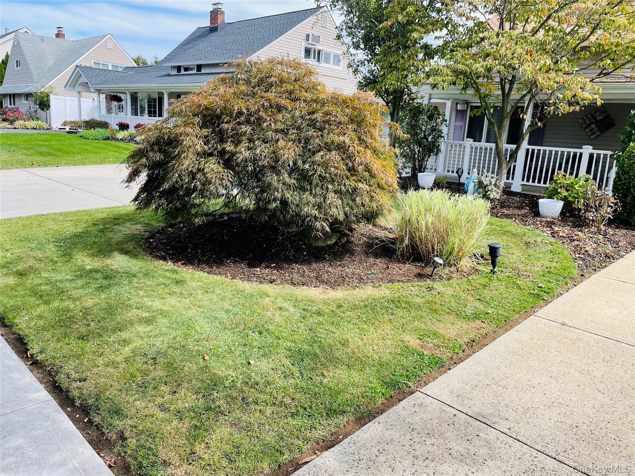 #3 photo, 27 Wildflower Lane, ナッソー郡 Wantagh , NY 11793