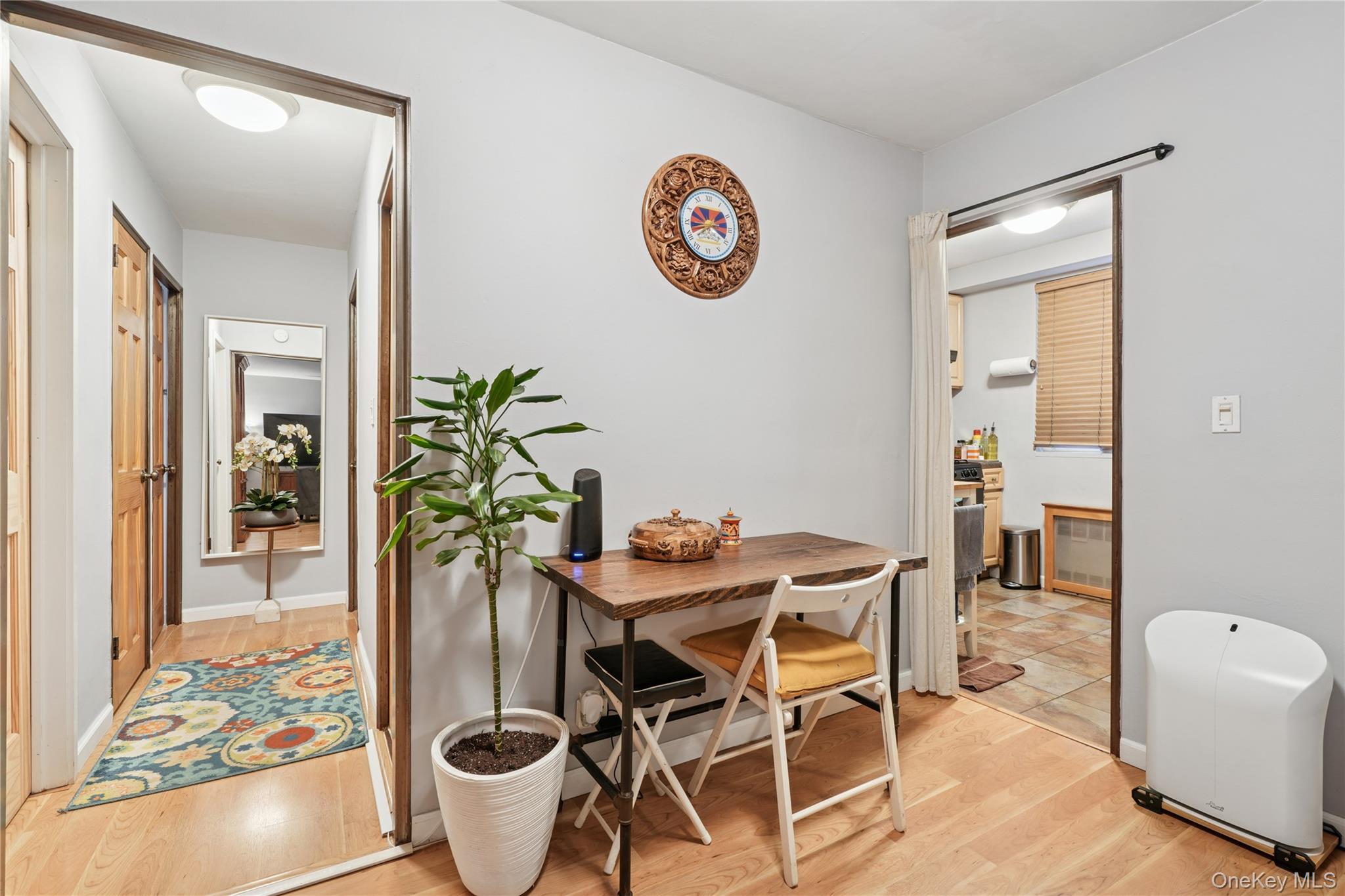 #6 photo, 35-50 85 St, クイーンズ区 Jackson Heights , NY 11372