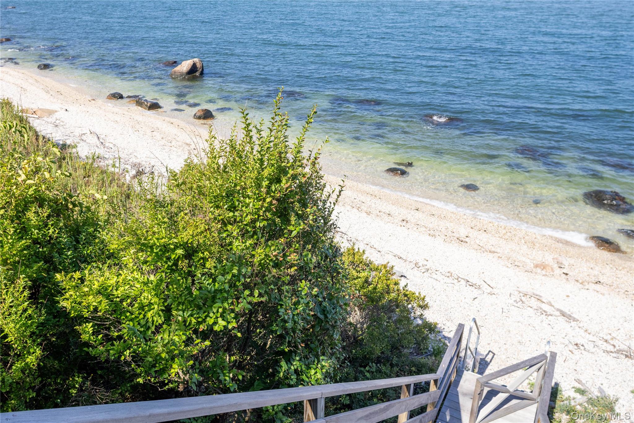 #20 photo, 900 N View Drive, サフォーク郡 Orient , NY 11957