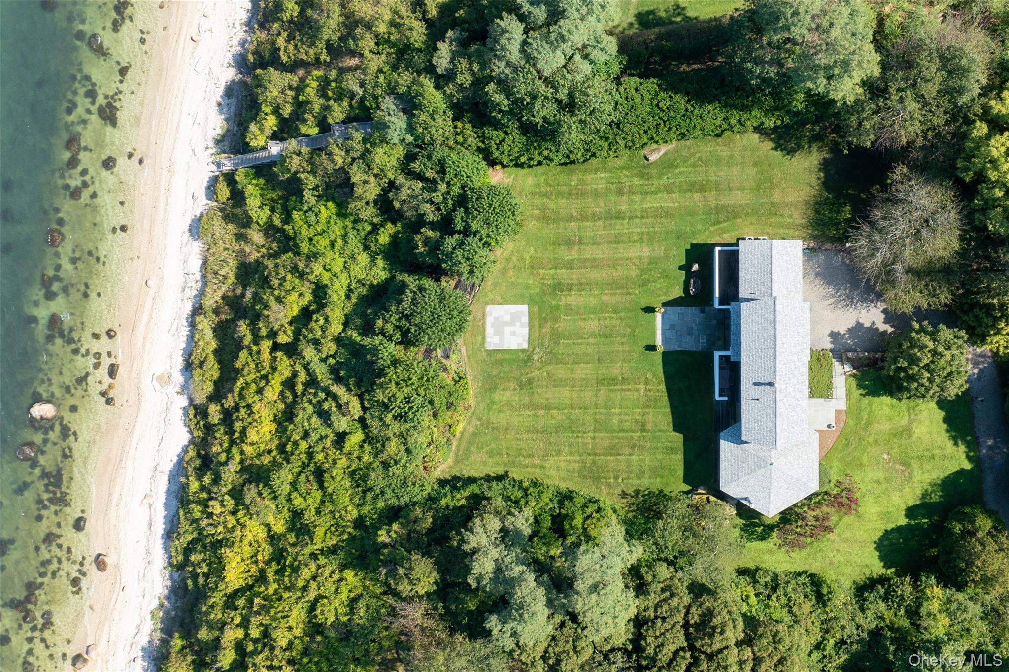 #3 photo, 900 N View Drive, サフォーク郡 Orient , NY 11957