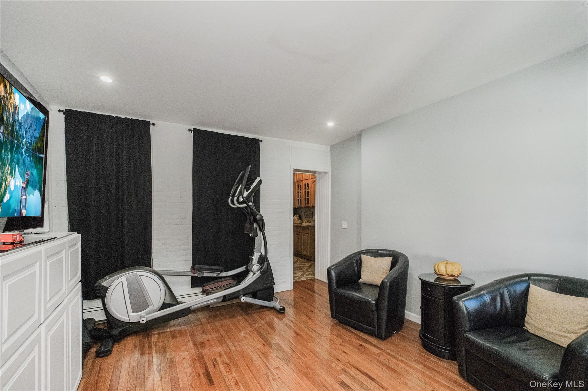 #16 photo, 310 Eldert Lane, ブルックリン区 Brooklyn , NY 11208