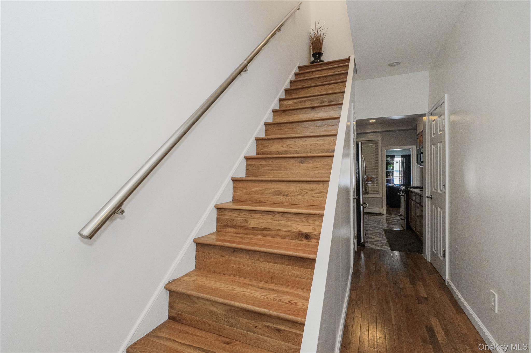 #18 photo, 310 Eldert Lane, ブルックリン区 Brooklyn , NY 11208