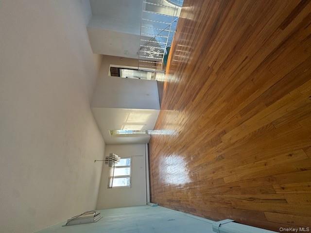 #4 photo, 28 Harding Avenue, サフォーク郡 Lindenhurst , NY 11757