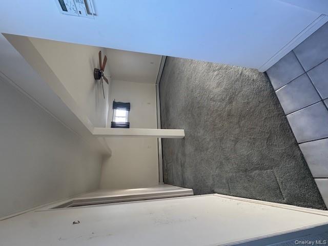 #6 photo, 28 Harding Avenue, サフォーク郡 Lindenhurst , NY 11757