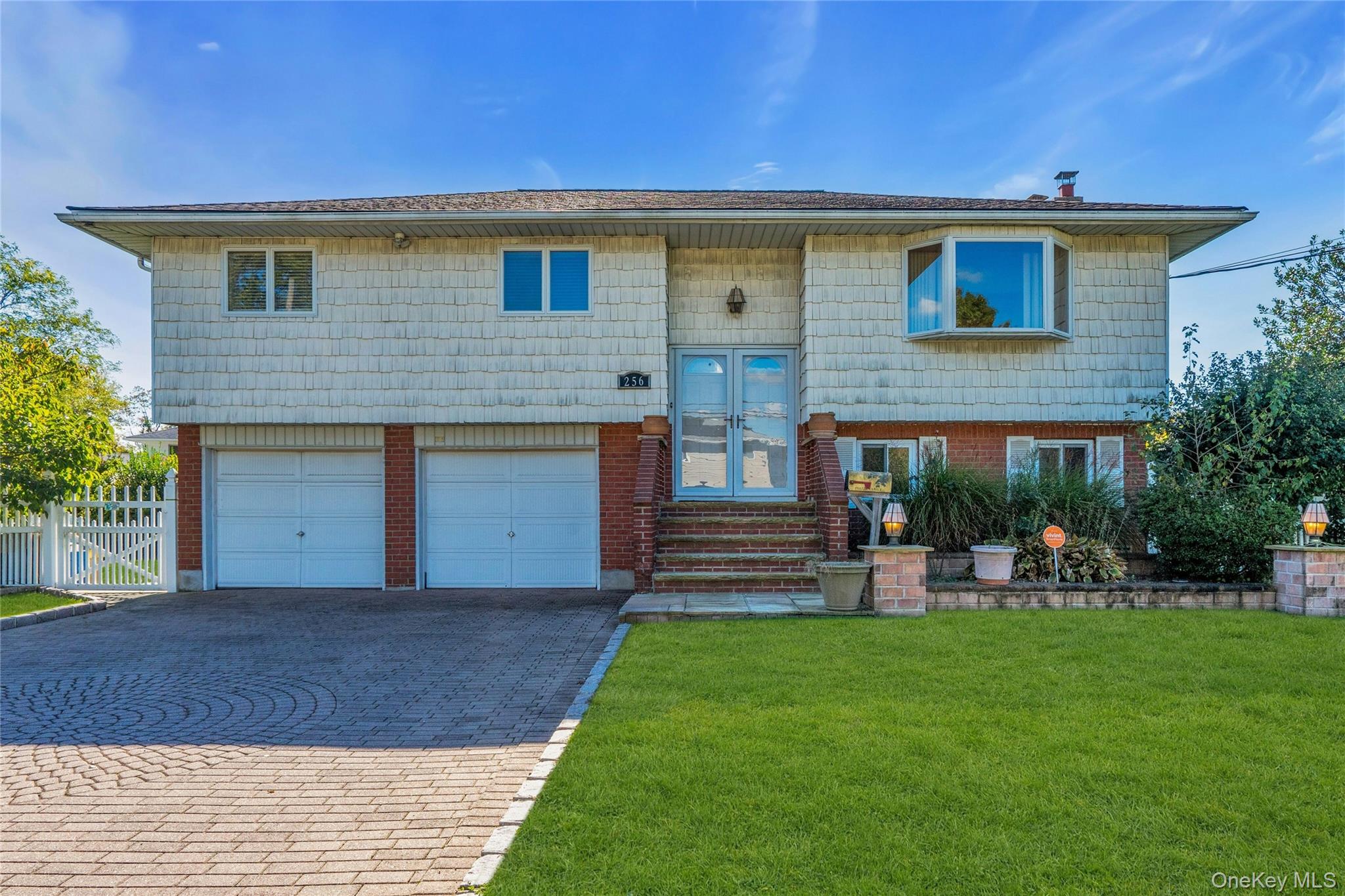 #1 photo, 256 Justice Street, サフォーク郡 West Babylon , NY 11704