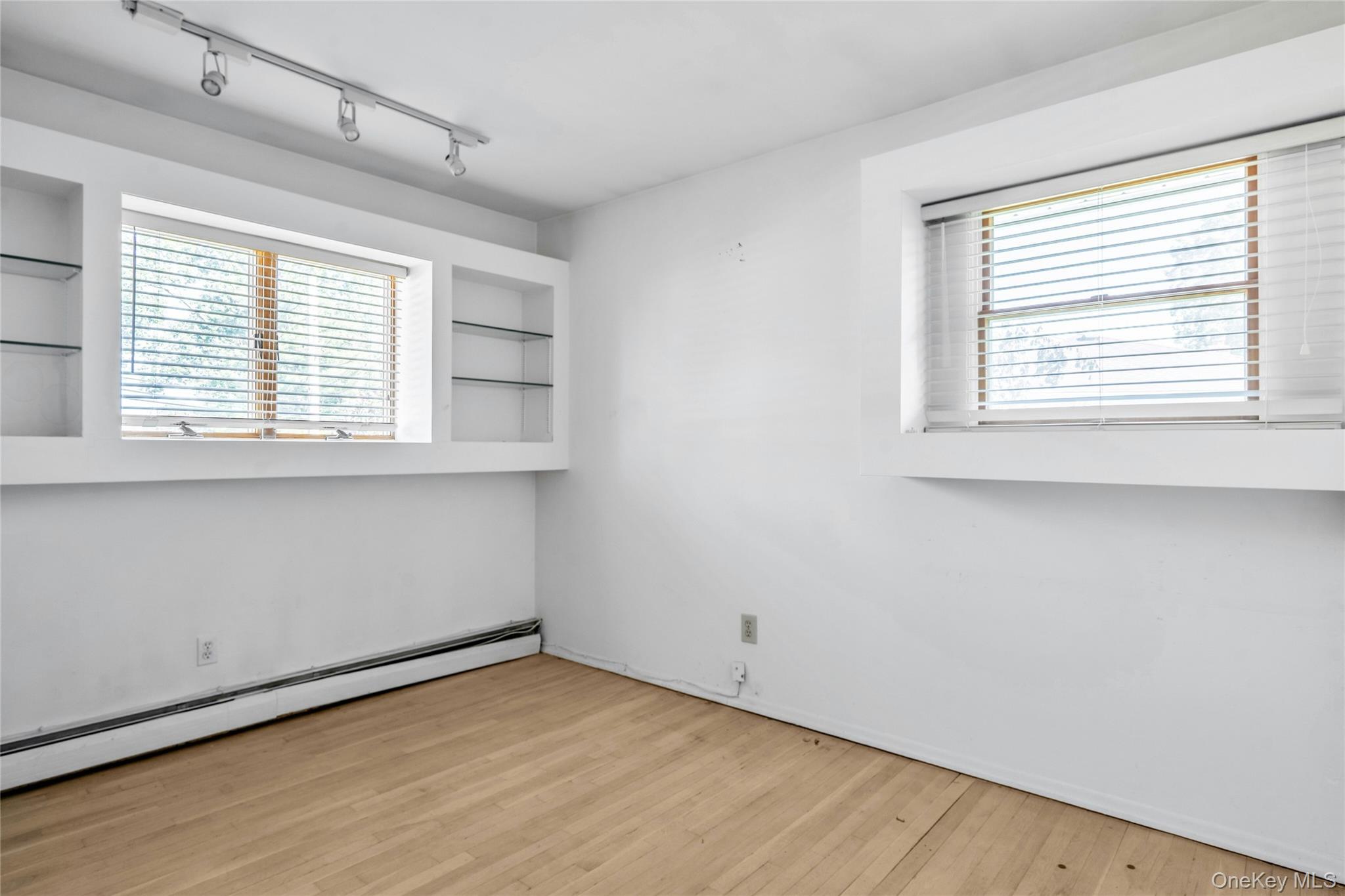 #15 photo, 256 Justice Street, サフォーク郡 West Babylon , NY 11704