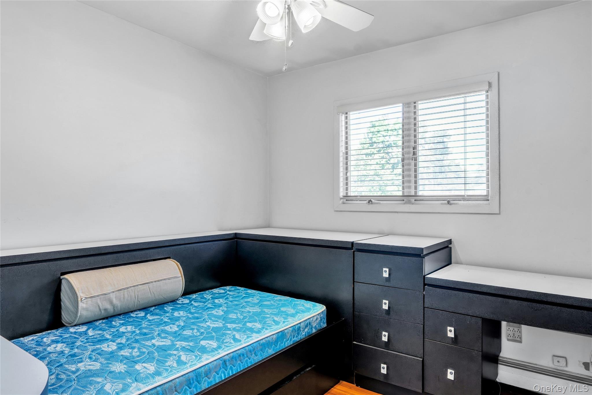 #16 photo, 256 Justice Street, サフォーク郡 West Babylon , NY 11704